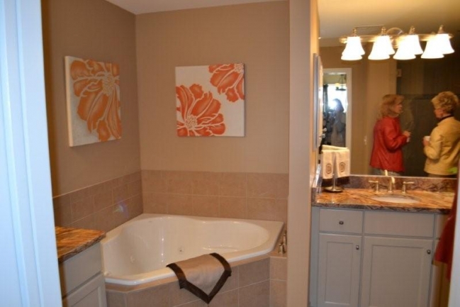 Whirlpool tub in the master
